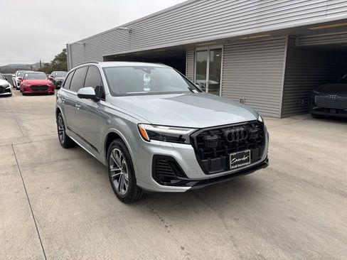 New 2026 Audi Q7 2.0T Premium image 3