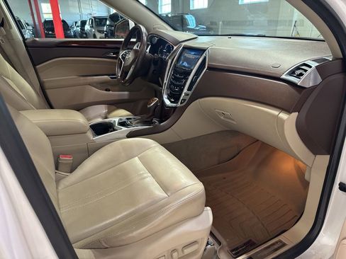 Used 2013 Cadillac SRX Luxury w/ Driver Awareness Package AWD/4WD image 39