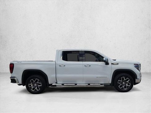 Used 2023 GMC Sierra 1500 SLT w/ SLT Premium Package image 4