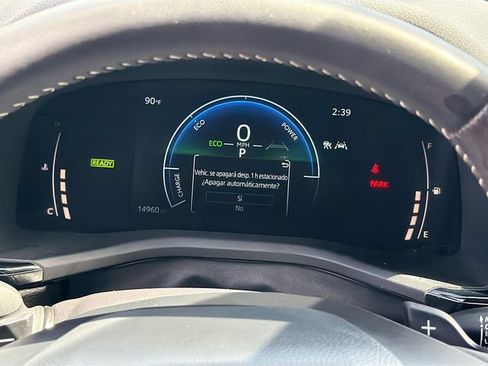 Used 2025 Toyota Camry SE FWD image 12