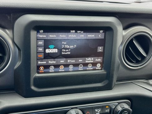 Used 2023 Jeep Wrangler Unlimited Sport AWD/4WD image 11