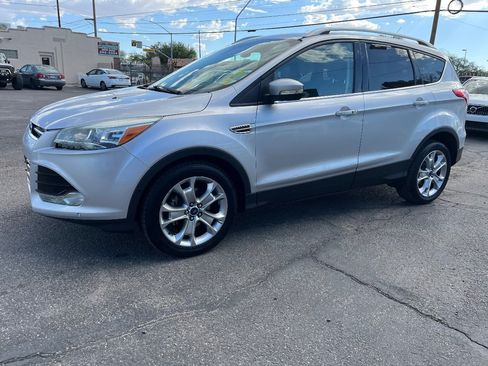 Used 2015 Ford Escape Titanium w/ Equipment Group 301A FWD image 10
