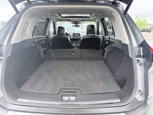 Certified 2023 Nissan Rogue SV w/ SV Premium Package AWD/4WD image 23