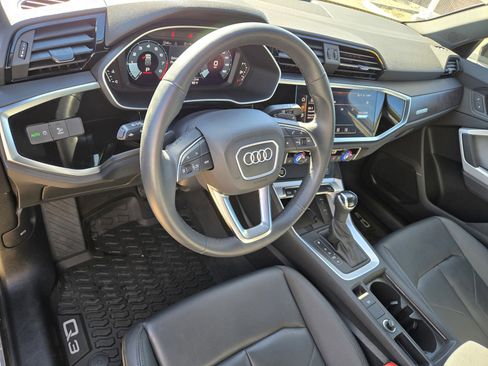 Used 2024 Audi Q3 2.0T Premium Plus w/ Premium Plus Package image 12