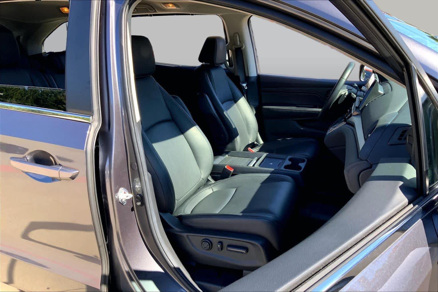 Used 2025 Honda Odyssey EX-L image 9