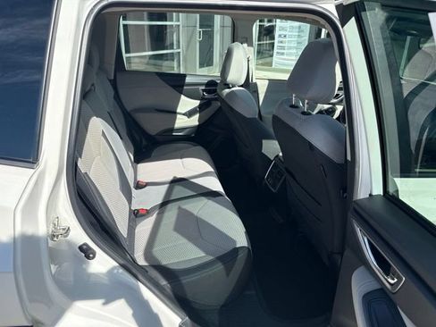 Used 2020 Subaru Forester Premium AWD/4WD image 33