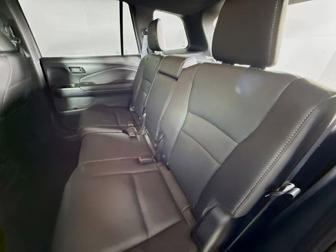 Used 2023 Honda Passport EX-L image 29