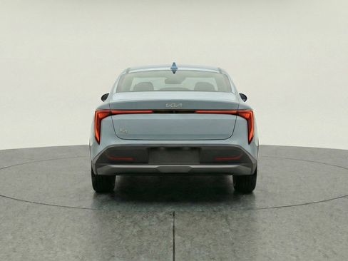 Used 2025 Kia K4 LXS image 7