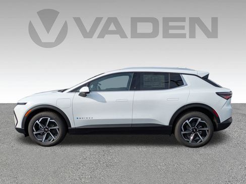 New 2026 Chevrolet Equinox EV LT image 25