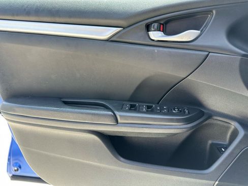 Used 2020 Honda Civic Sport image 13