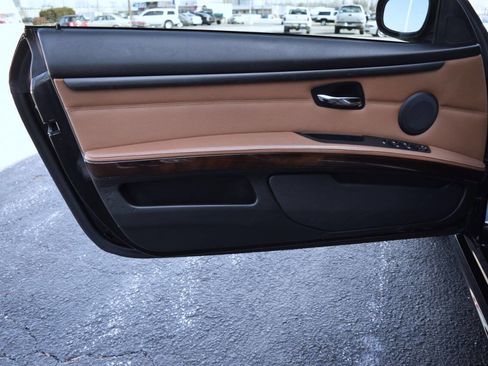 Used 2012 BMW 335i Convertible image 42