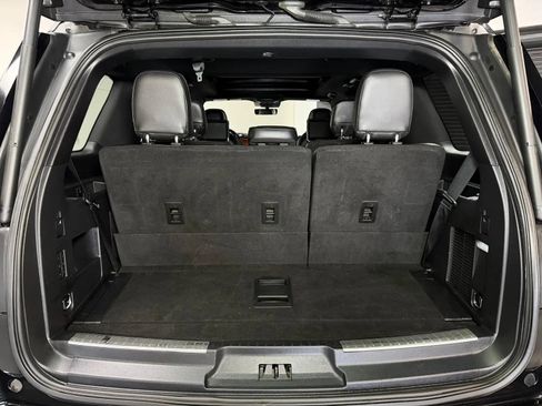 Used 2018 Lincoln Navigator Reserve w/ Technology Package AWD/4WD image 13