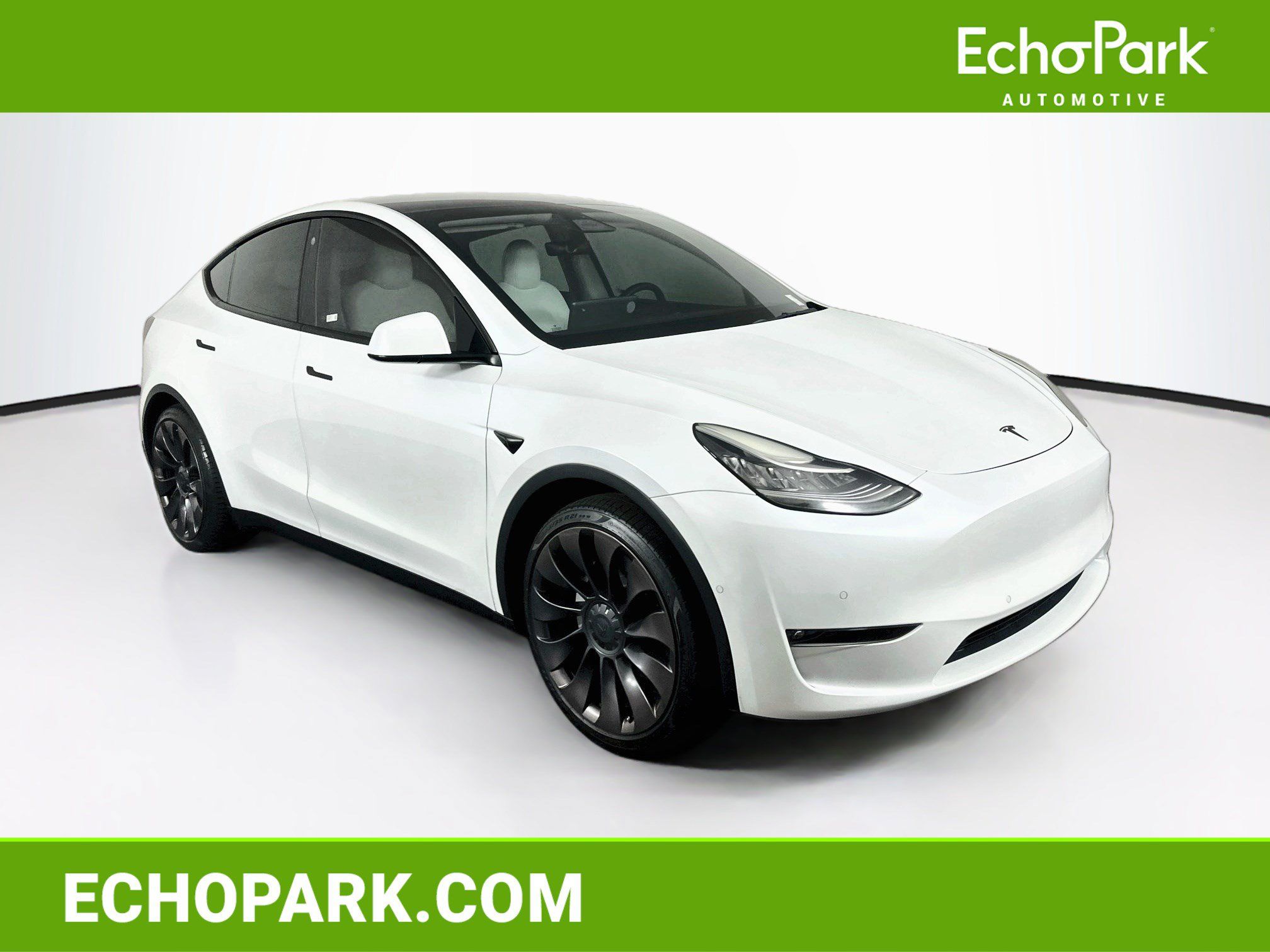 Used 2022 Tesla Model Y Long Range AWD/4WD image 1