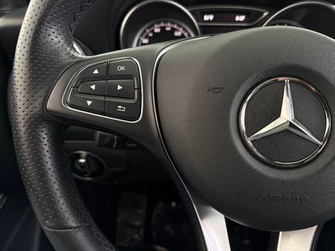 Used 2019 Mercedes-Benz CLA 250 image 13