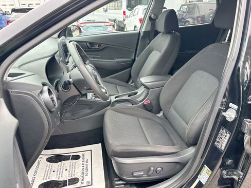 Used 2023 Hyundai Kona SEL image 17