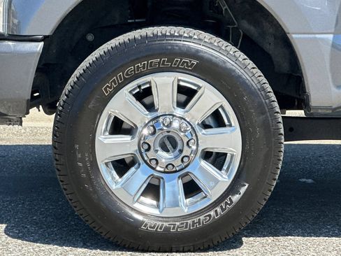 Used 2022 Ford F350 Platinum AWD/4WD image 25