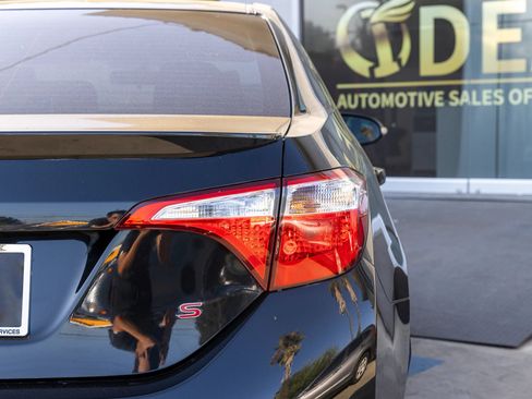 Used 2015 Toyota Corolla S FWD image 14