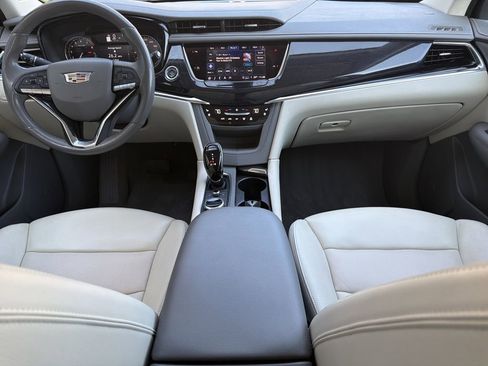 Certified 2024 Cadillac XT6 Premium Luxury image 23