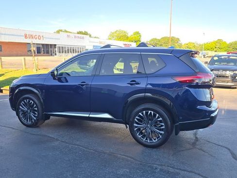 Certified 2025 Nissan Rogue Platinum AWD/4WD image 4