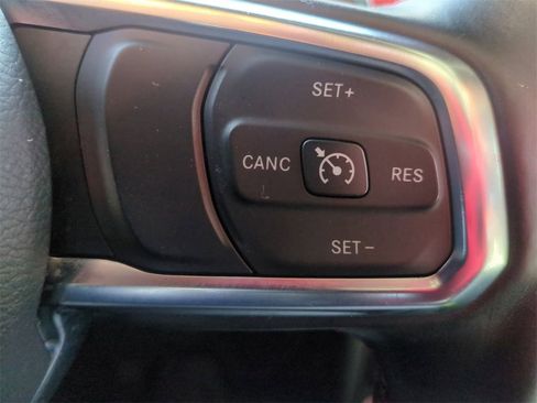 Used 2018 Jeep Wrangler Unlimited Rubicon image 16