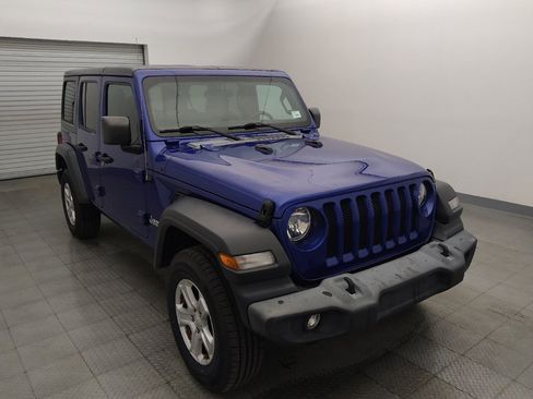 Used 2018 Jeep Wrangler Unlimited Sport S AWD/4WD image 13