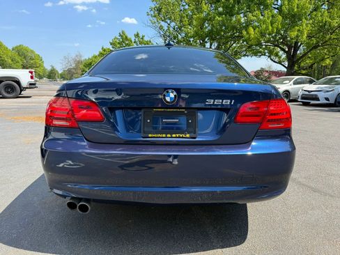 Used 2011 BMW 328i xDrive Coupe image 4