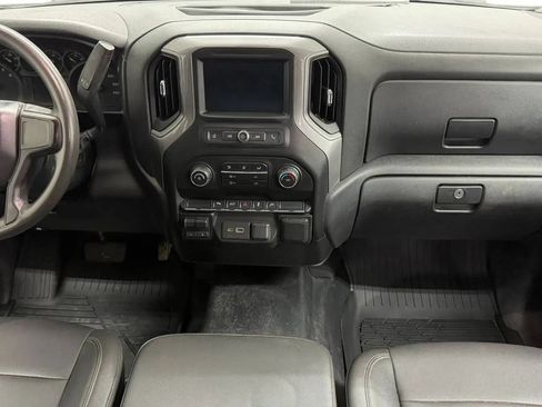 Used 2021 Chevrolet Silverado 2500 W/T w/ WT Convenience Package AWD/4WD image 32