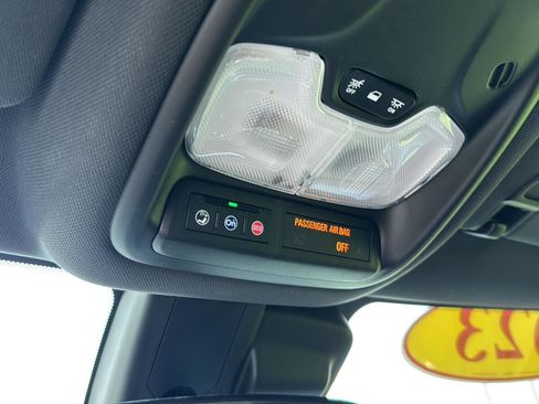 Used 2023 Chevrolet TrailBlazer RS image 25