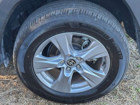 Used 2025 Toyota RAV4 LE image 30