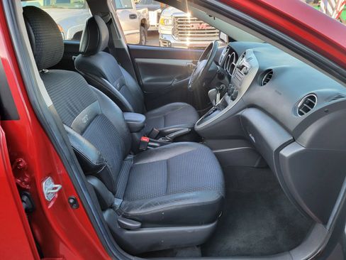 Used 2009 Pontiac Vibe GT image 12