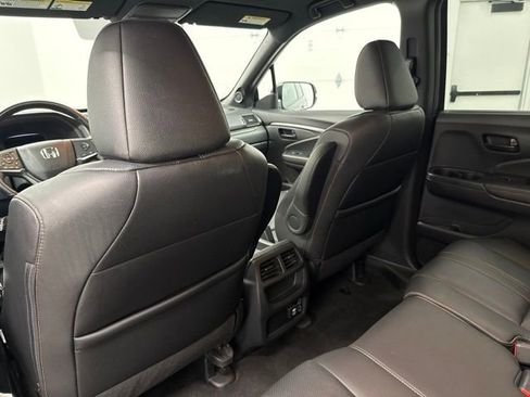 Used 2023 Honda Passport TrailSport image 22