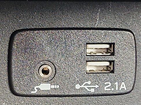 Used 2023 Subaru Impreza 2.0i Limited image 23