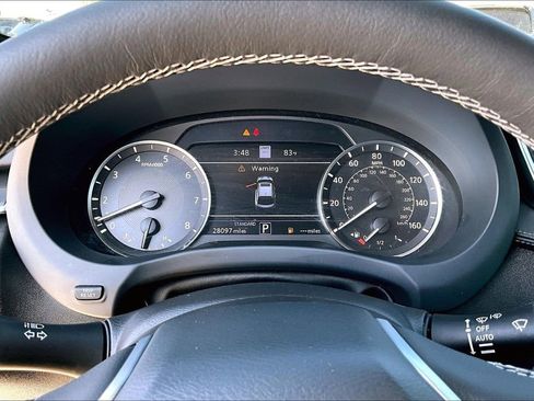 Certified 2025 INFINITI QX55 Essential image 29