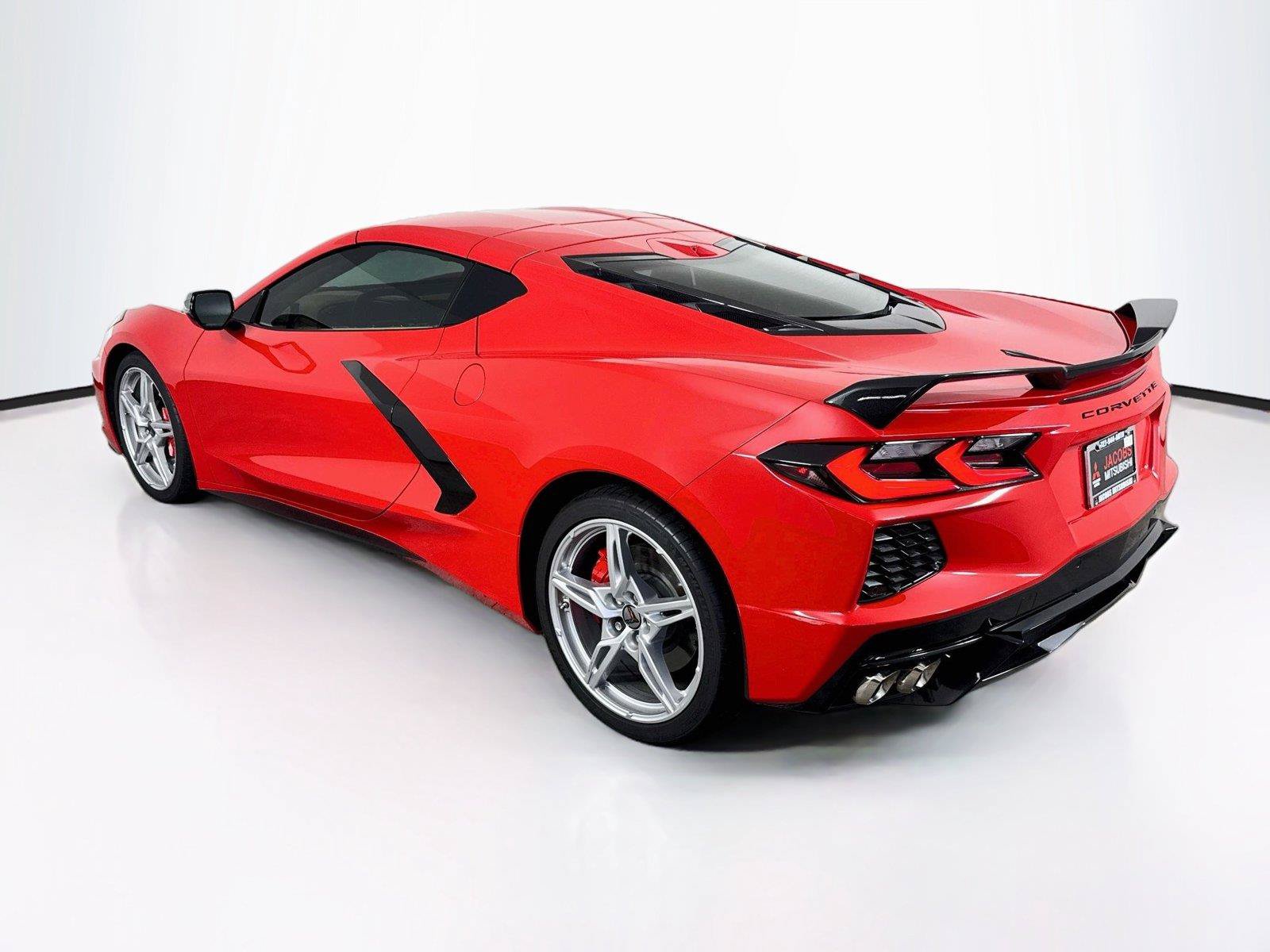 Used 2020 Chevrolet Corvette Stingray Premium Cpe w/ 3LT Preferred Equipment Group RWD image 3