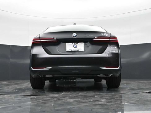 New 2026 BMW 530i w/ Convenience Package RWD image 30