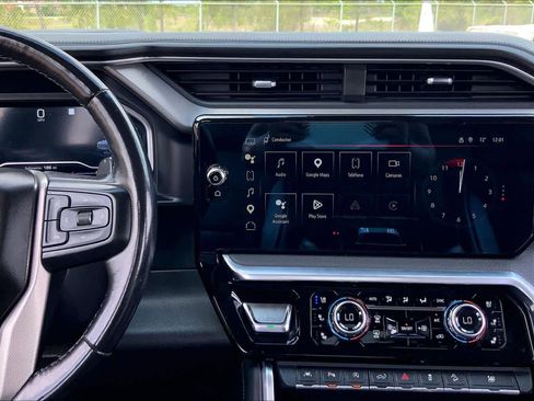 Used 2022 GMC Sierra 1500 Denali image 7