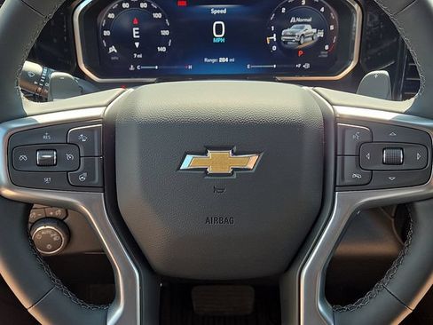 New 2026 Chevrolet Silverado 1500 LT w/ Convenience Package II AWD/4WD image 12