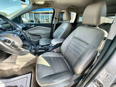 Used 2014 Ford Escape Titanium w/ Equipment Group 401A AWD/4WD image 13
