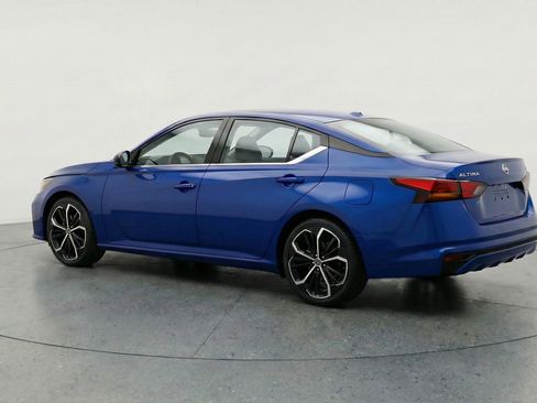 Used 2025 Nissan Altima 2.5 SR image 6