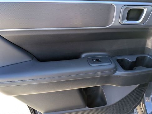 Used 2025 Hyundai Santa Fe SEL FWD image 26