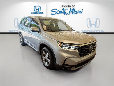 Certified 2025 Honda Pilot EX-L image 1