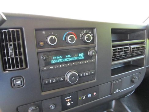 Used 2022 GMC Savana 3500 G3500 w/ Driver Convenience Package image 49