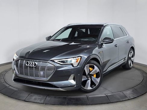 Used 2019 Audi e-tron Prestige w/ Prestige Package AWD/4WD image 1
