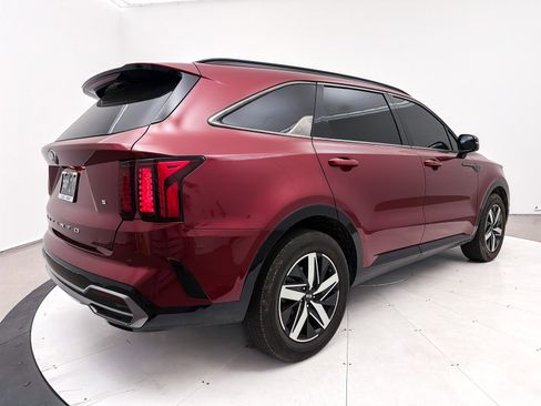 Used 2021 Kia Sorento S w/ Panoramic Sunroof Package image 17