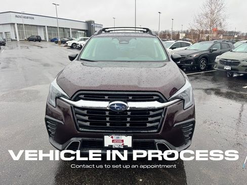 Used 2024 Subaru Ascent Touring image 8
