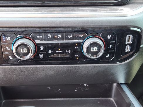 Used 2023 Chevrolet Silverado 1500 LTZ AWD/4WD image 20