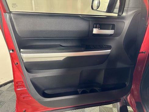 Used 2015 Toyota Tundra SR5 image 10