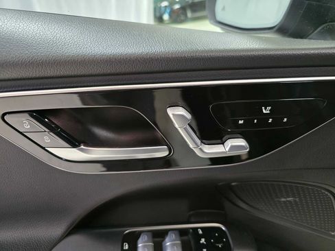 Used 2023 Mercedes-Benz C 300 Sedan image 26