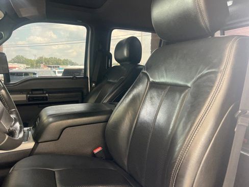 Used 2013 Ford F250 Lariat w/ Lariat Ultimate Pkg image 24