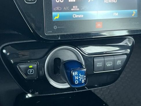 Used 2021 Toyota Prius Prime Limited image 27